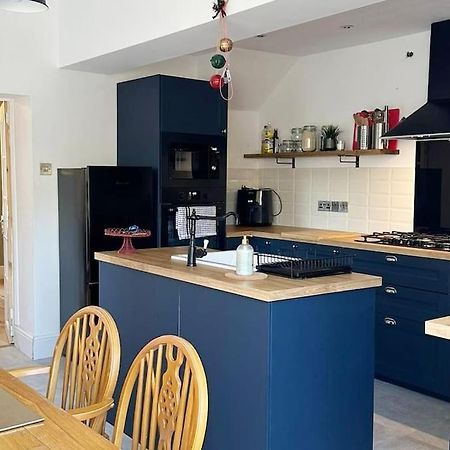 Villa Townhouse In Belfast, Newtownabbey. Exterior foto
